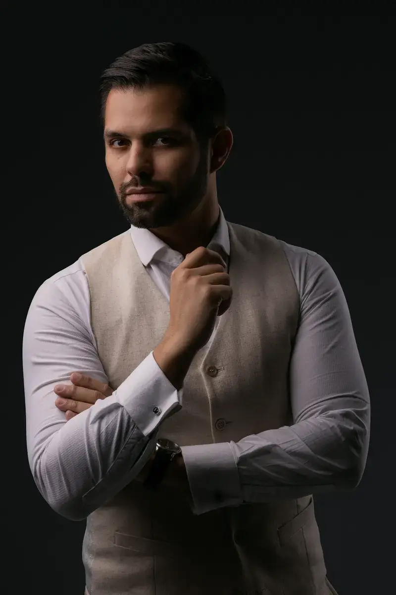 Dr. Bruno Matias — Cirurgião de Contorno Corporal em Balneário Camboriú